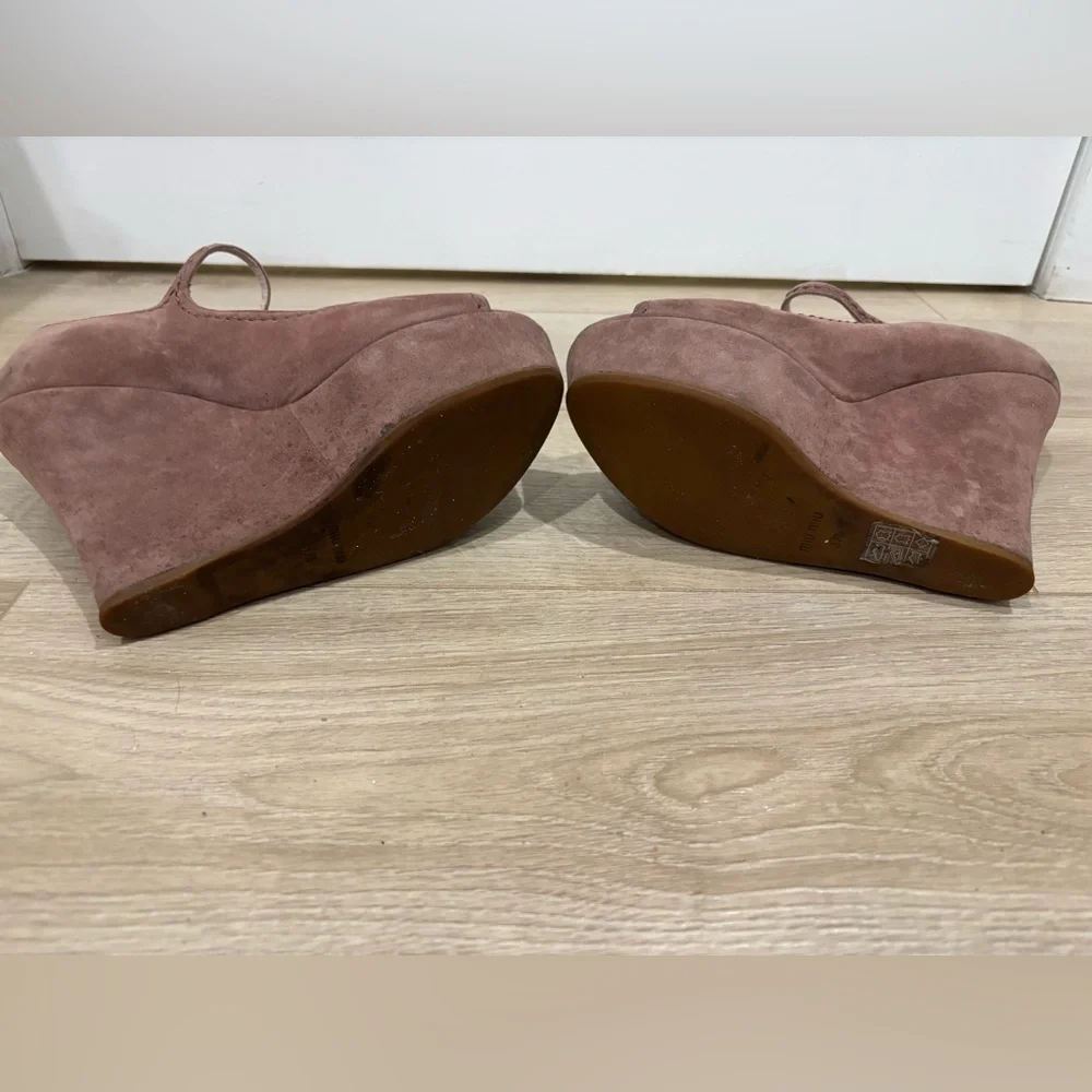 Miu Miu pink suede Wedge Shoes